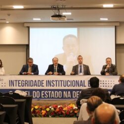 Especialistas e autoridades debatem fortalecimento das instituições públicas em seminário organizado pelo Sindifisco
