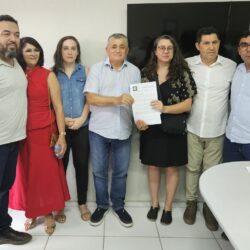 SINTUFCE e entidades da Educação Federal cobram de José Guimarães cumprimento dos acordos de greve e mudanças no PL do RSC