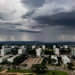 Reforma administrativa: como a PEC 38/2025 fragiliza direitos de aposentados