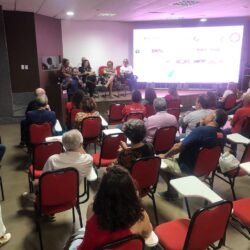 Plenária reúne entidades para debater eleições 2026 e a defesa dos serviços públicos e estatais