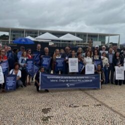 Aposentados cobram do governo correção de injustiça: o fim da contribuição previdenciária