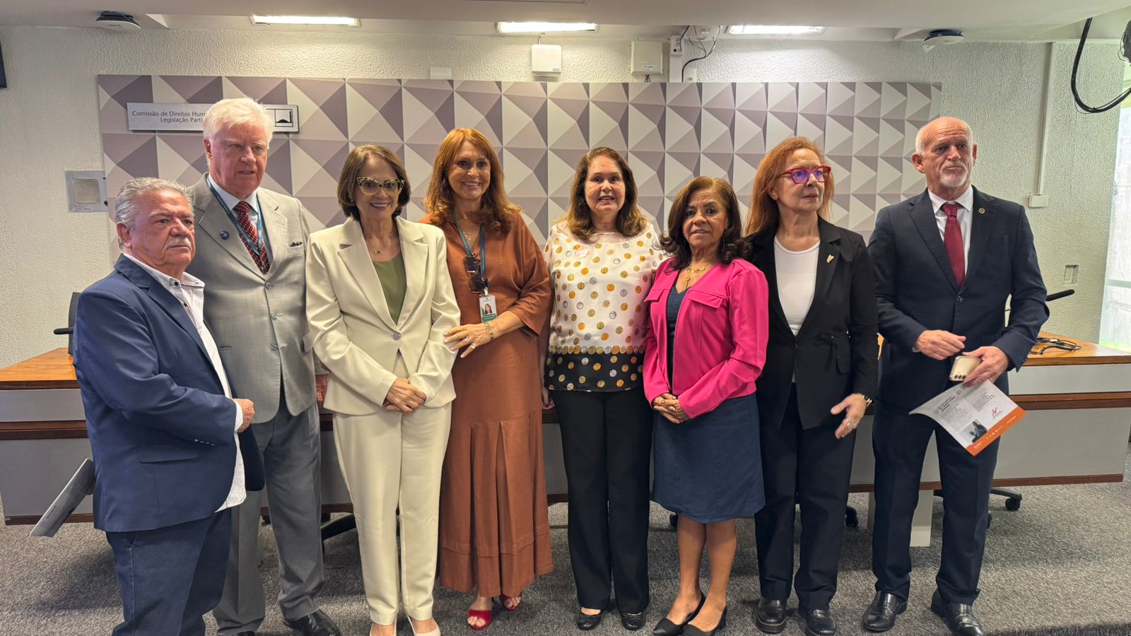 Mosap consegue adiamento da discussão sobre o fim da contribuição previdenciária dos aposentados no Senado Federal