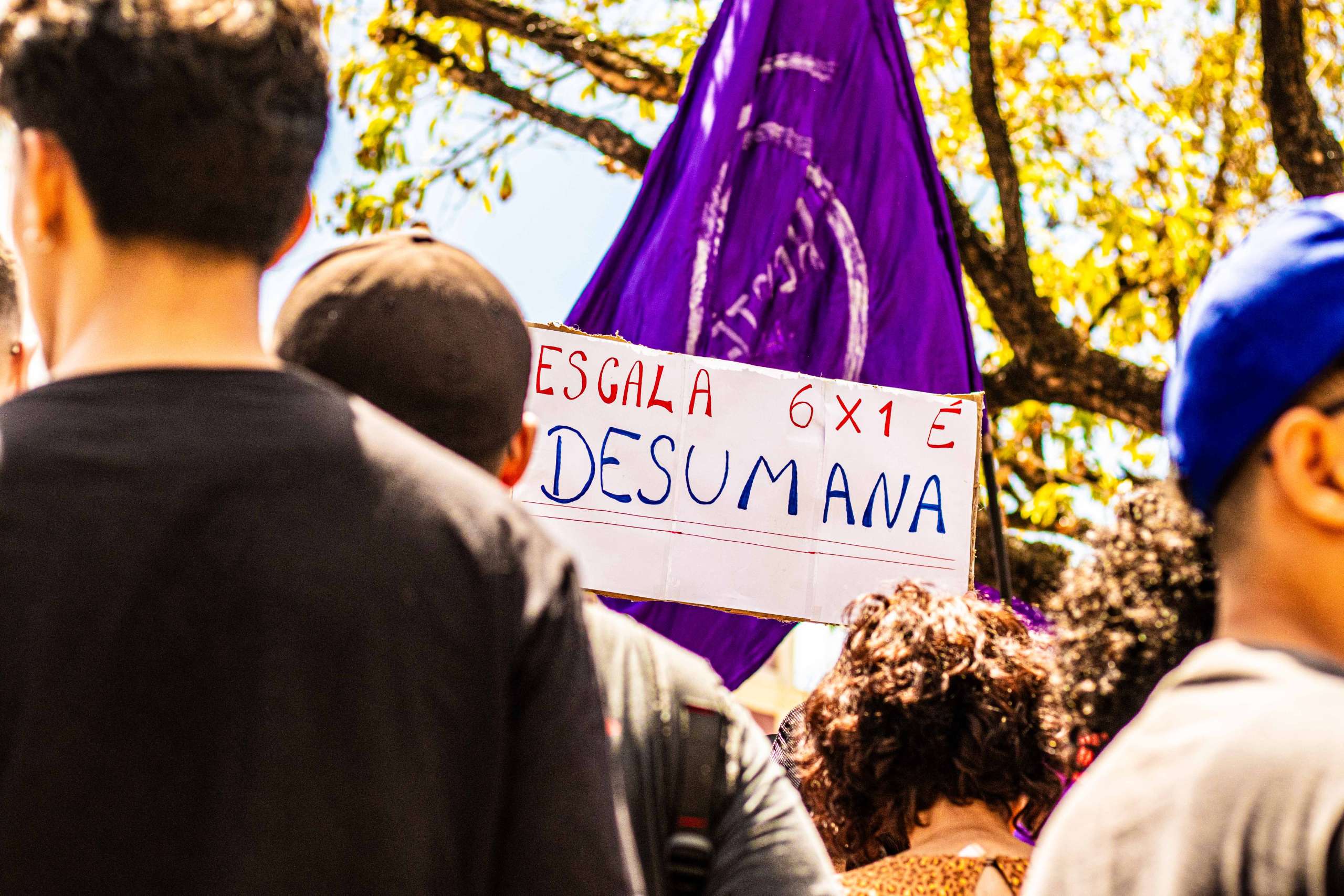 VIDA ALÉM DO TRABALHO — Trabalhadores vão às ruas dia 30 para pressionar Senado pelo fim da escala 6×1