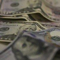 Brasil e EUA retomam negociação após tarifaços de 25% e 12,5%