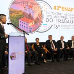 No 42º Enafit, Rudinei Marques destaca efeitos do Regime Fiscal e fala sobre pautas convergentes das carreiras de Estado