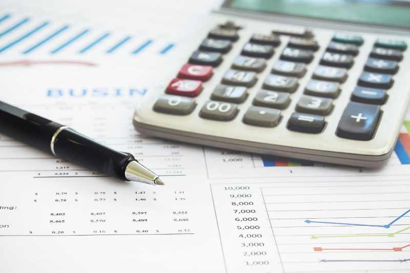 Orçamento de 2027 expõe aperto fiscal e mantém juros nas alturas