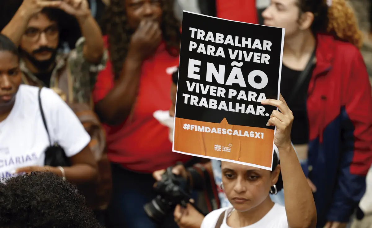 Senado inicia nesta terça (6) análise da PEC que acaba com escala 6×1