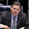 Alcolumbre vai promulgar fim da escala 6×1 nesta sexta