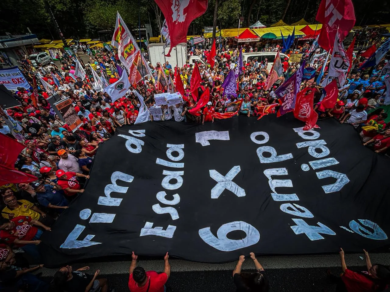 PEC do fim da escala 6×1 pode ser votada em dois turnos já nesta quarta (14)